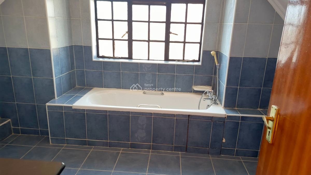 an Excellent Spacious 5 Bedroom Townhouse All Ensuite Plus 2dsq, Lavington, Nairobi, House for Sale