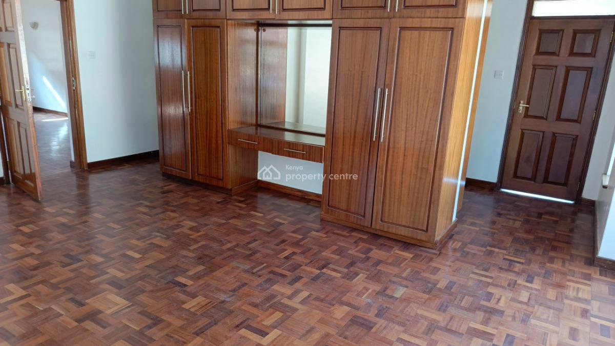 an Excellent Spacious 5 Bedroom Townhouse All Ensuite Plus 2dsq, Lavington, Nairobi, House for Sale