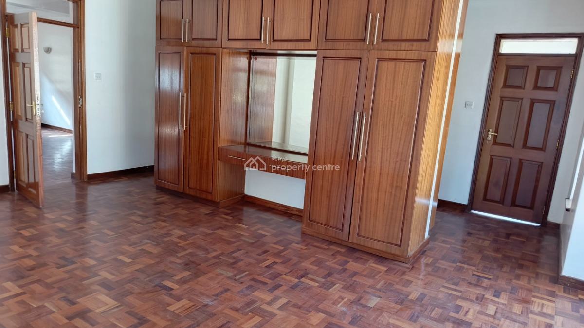 an Excellent Spacious 5 Bedroom Townhouse All Ensuite Plus 2dsq, Lavington, Nairobi, House for Sale