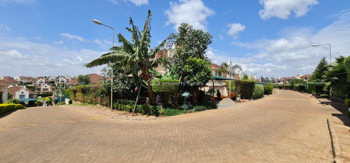 Luxurious 4-bedroom Townhouse in Gated Community, Kiambu Road ,kencom Sacco, Runda, Westlands, Nairobi, House for Sale