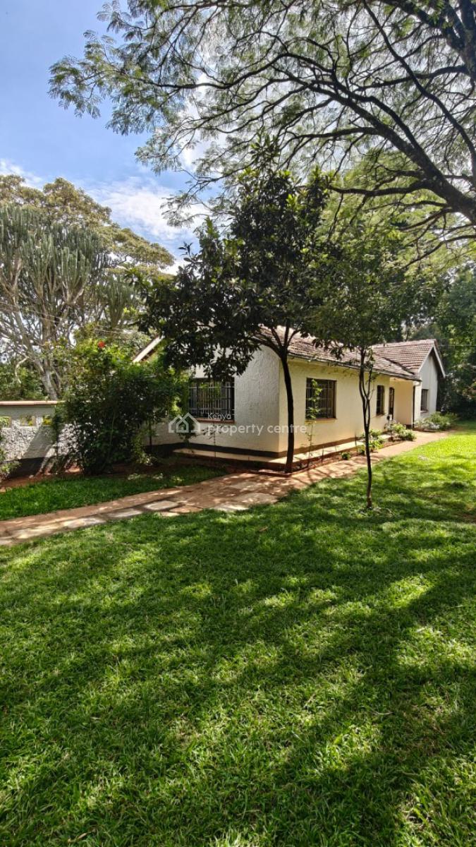 Charming 3-bedroom Bungalow with Dsq, Karen, Nairobi, Detached Bungalow for Rent