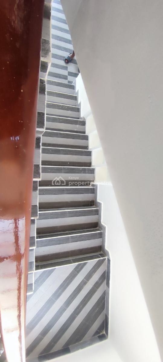 Luxury 3 Bedroom Mansion with Dsq, Muthaura Rimpa, Ongata Rongai, Kajiado, House for Rent