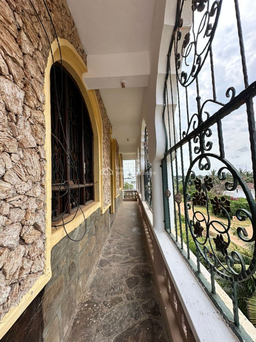 Modern 2-bedroom Apartment, Causarina Road, Malindi Town, Kilifi, Apartment for Rent