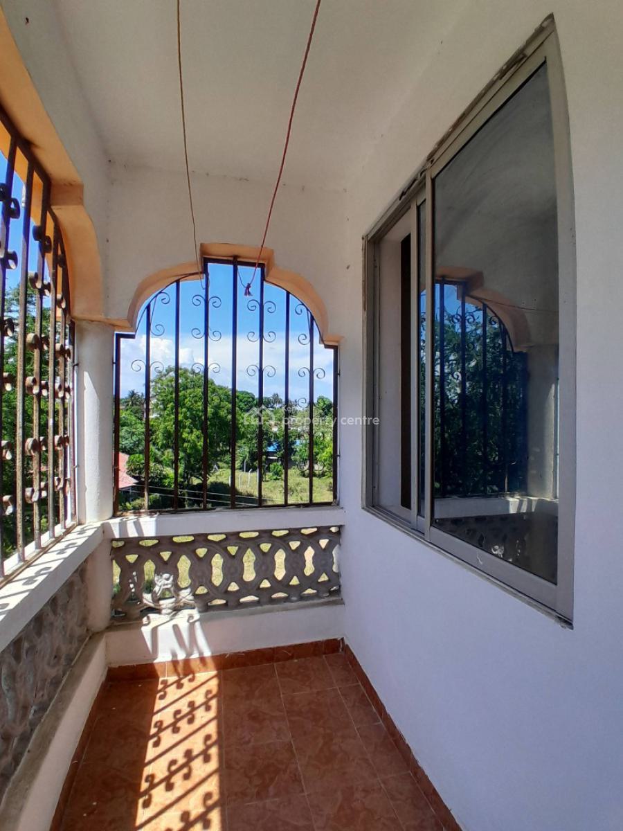 Spacious Bedsitter Apartment, Mtwapa, Kilifi, Bedsitter (single Room) for Rent