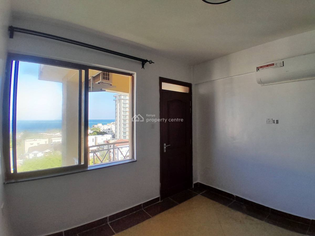 Spacious 3 Bedroom Apartment, Near City Mall, Nyali, Mombasa, Apartment for Rent