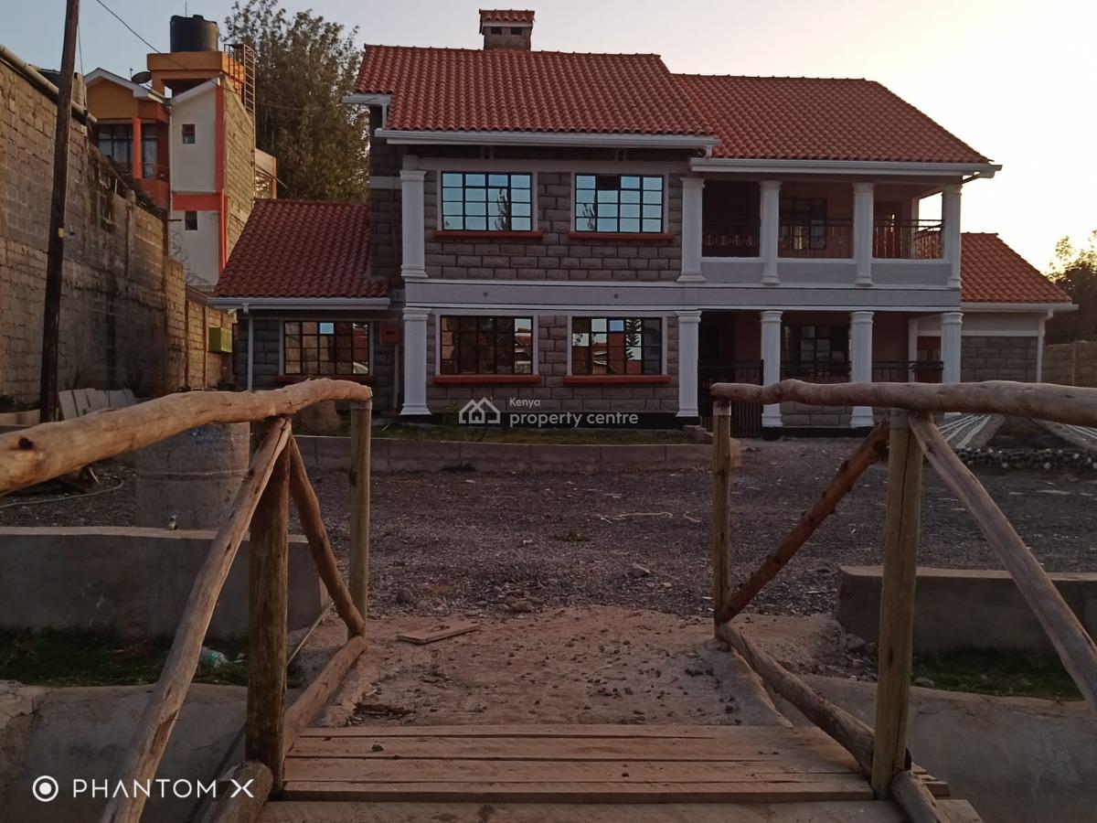 Elegant 4-bedroom Maisonette with Attached Sq, Mountain View Estate, Nanyuki, Laikipia, Townhouse for Sale