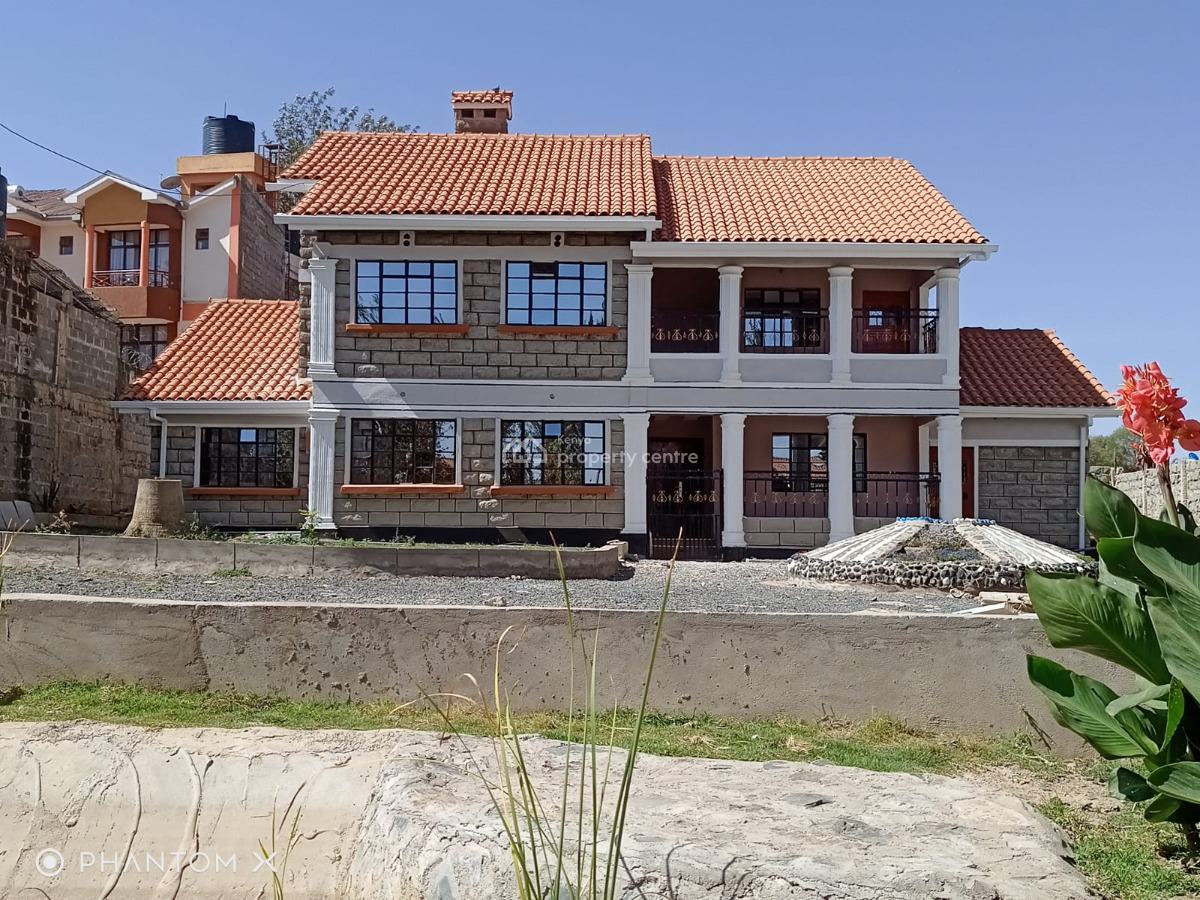 Elegant 4-bedroom Maisonette with Attached Sq, Mountain View Estate, Nanyuki, Laikipia, Townhouse for Sale
