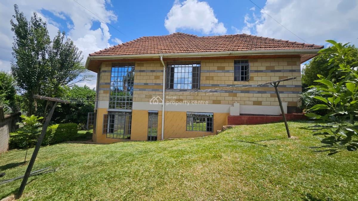 Affordable & Spacious 3-bedroom House in Gated Community with a Pool, Runda, Westlands, Nairobi, House for Rent