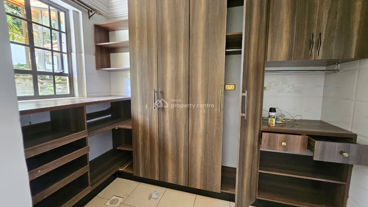 Affordable & Spacious 3-bedroom House in Gated Community with a Pool, Runda, Westlands, Nairobi, House for Rent