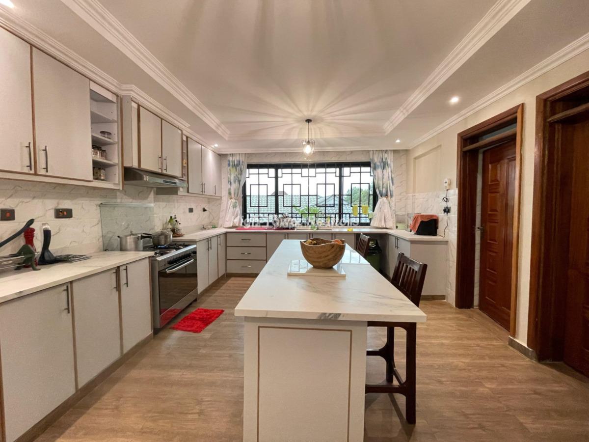 Prestigious 5-bedroom Townhouse, Kerarapon Drive, Karen, Nairobi, Townhouse for Sale