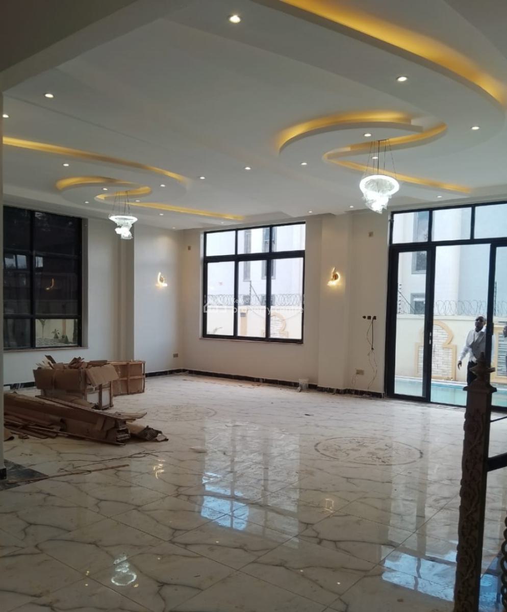 Contemporary 7bedroom Home All Ensuite with Dsq on Half Acre in Karen., Karen, Nairobi, House for Sale