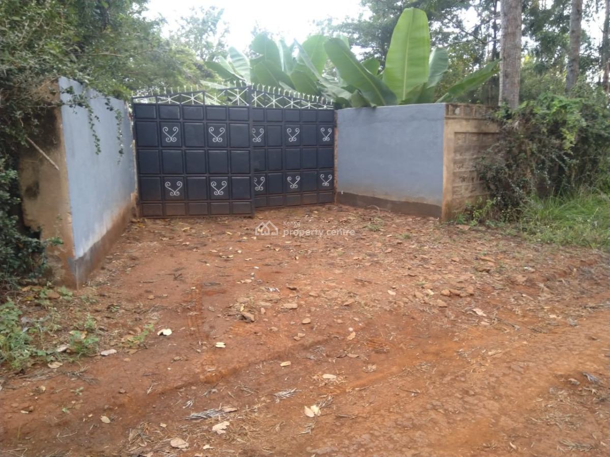 0.2 Hacre Land with House, Kiritiri Road, Central Ward, Embu, Land for Sale