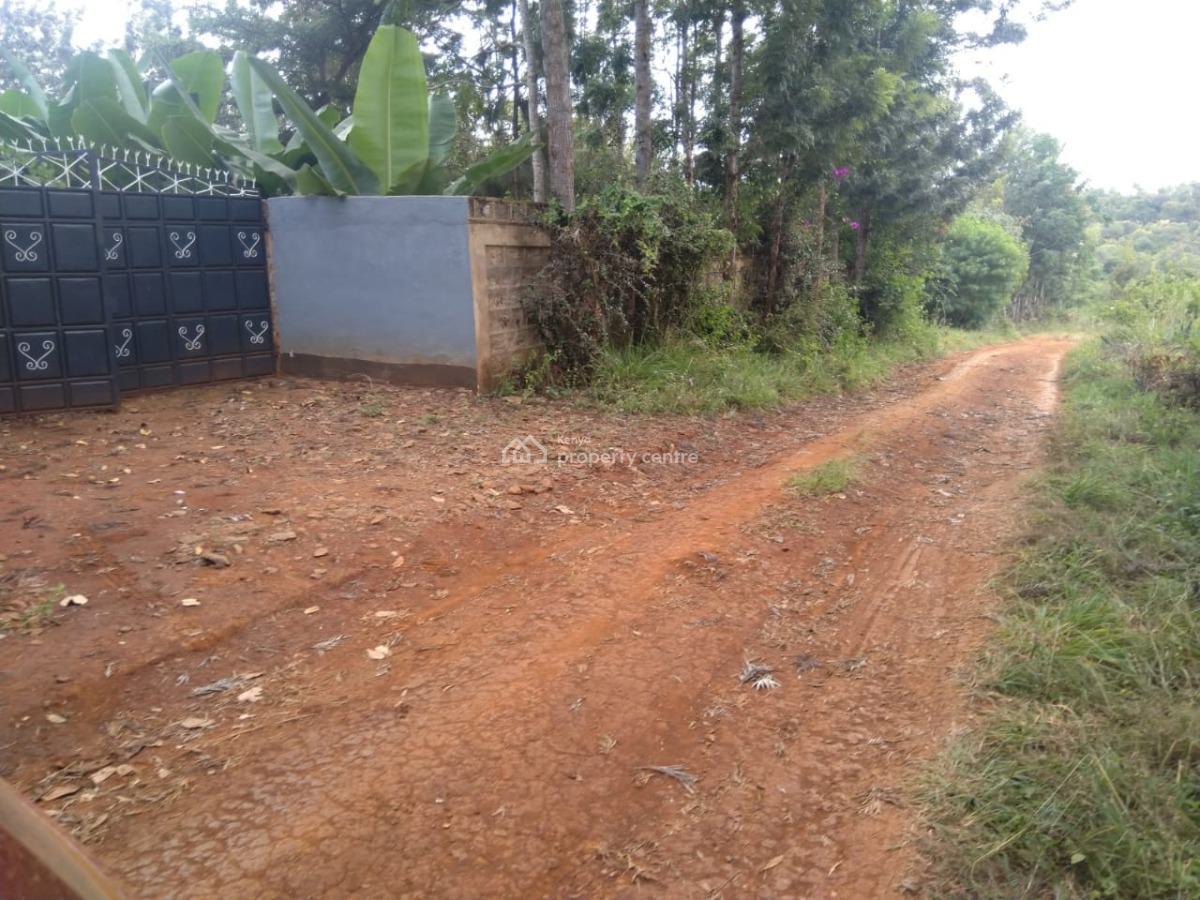 0.2 Hacre Land with House, Kiritiri Road, Central Ward, Embu, Land for Sale