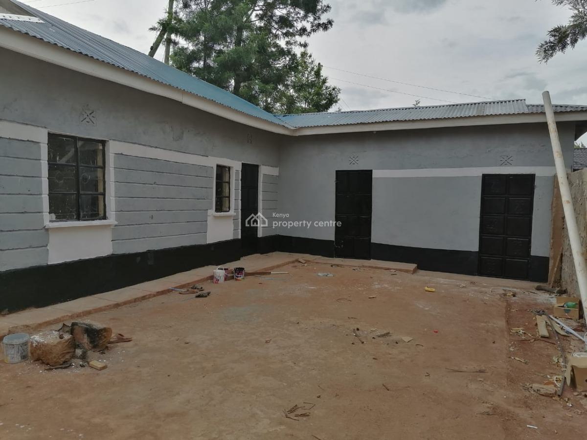 0.2 Hacre Land with House, Kiritiri Road, Central Ward, Embu, Land for Sale