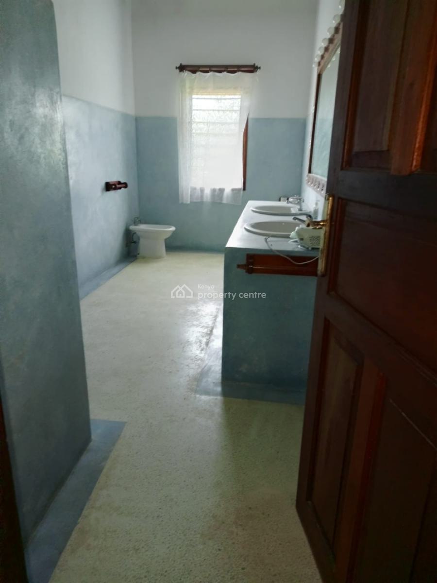 3 Bedrooms House with a Swimming Pool in Watamu, Watamu, Watamu, Kilifi, Townhouse for Sale