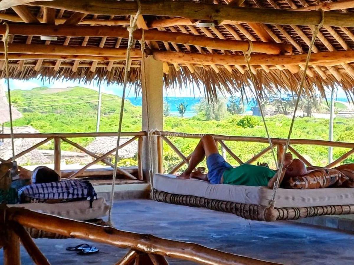 Watamu Plot 0,22 Hectares with a  Sea View Big Villa 8 Bedrooms, Kilifi Watamu, Watamu, Kilifi, Townhouse for Sale