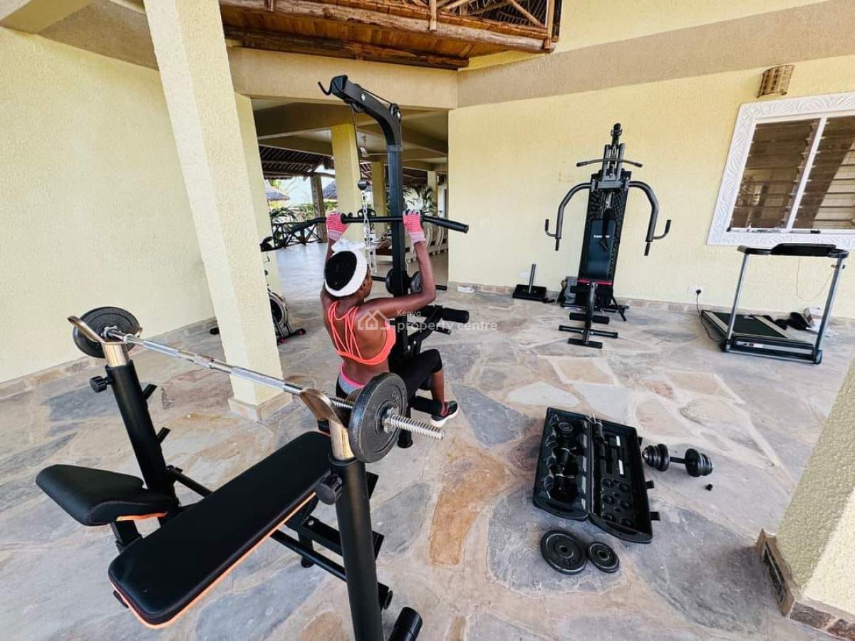 Watamu Plot 0,22 Hectares with a  Sea View Big Villa 8 Bedrooms, Kilifi Watamu, Watamu, Kilifi, Townhouse for Sale