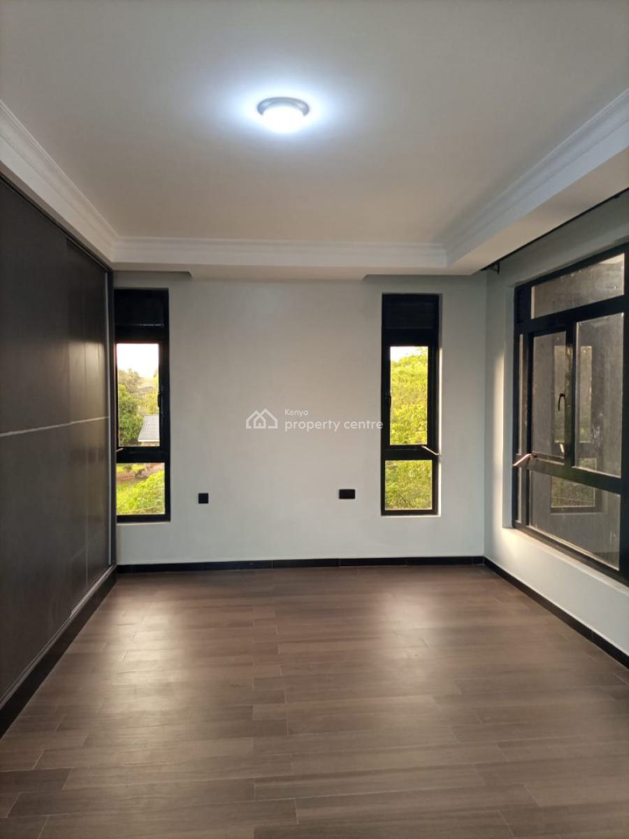 5 Bedroom House with Sq All Ensuite Ruiru.  Has a Family Room, Study R, Ruiru, Ruiru, Kiambu, Townhouse for Sale