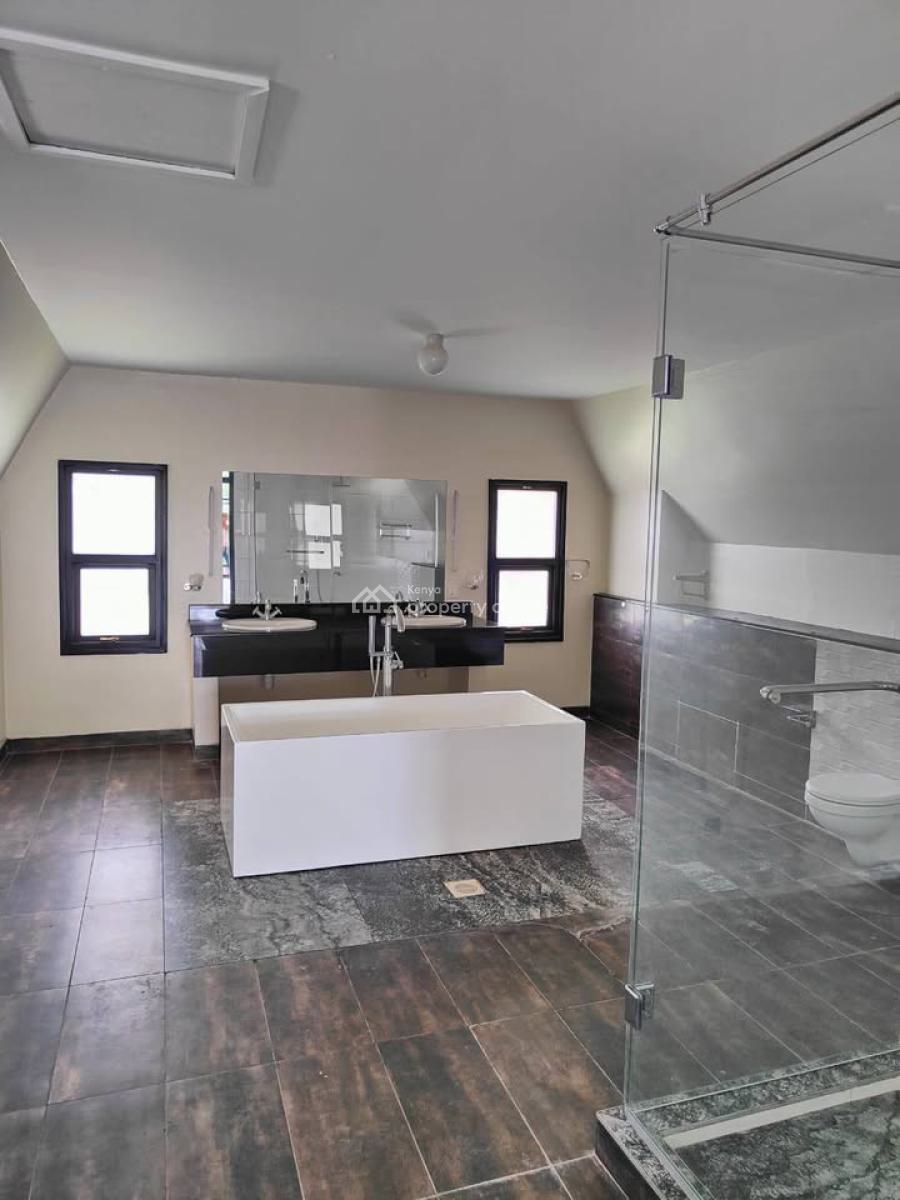 Luxurious 5-bedroom Villa in Gated Community Resort-style Amenities, Karen, Nairobi, House for Sale