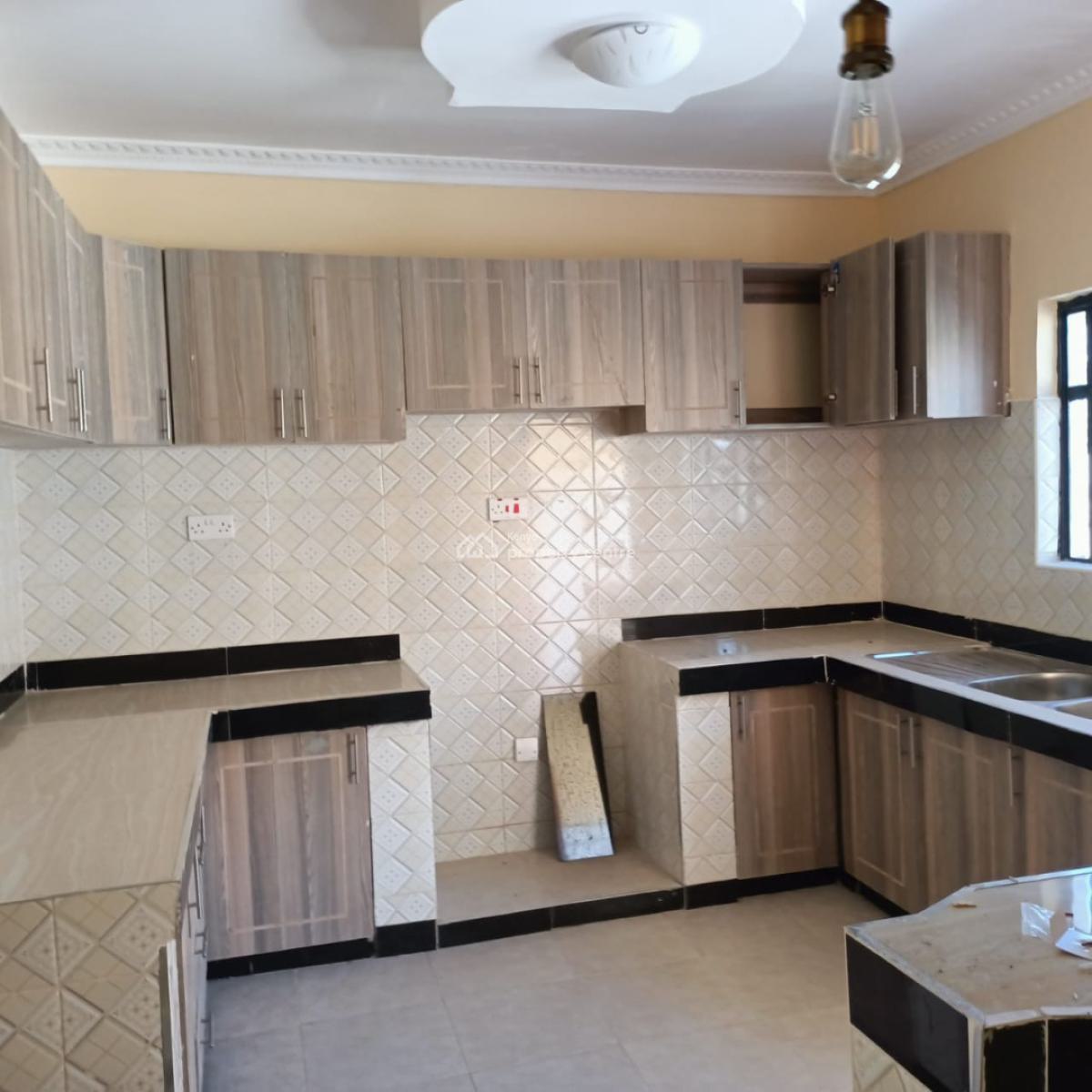 New 3 Bedroom All Ensuite Bungalow Perimeter/dsq on Eighth in Rongai, Ongata Rongai, Kajiado, House for Sale