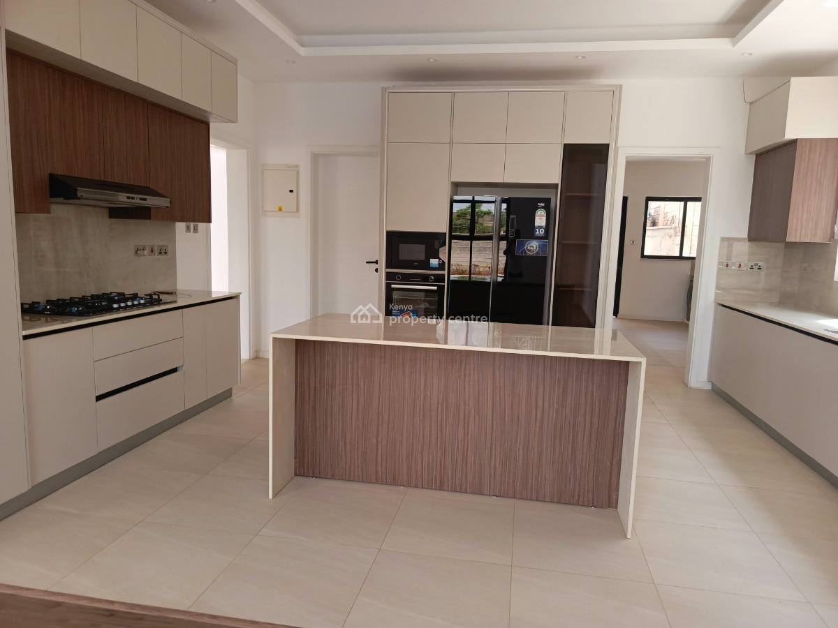 an Extraordinary Massive 5 Bedroom Townhouse All Ensuite Plus Dsq, Lavington, Nairobi, House for Rent