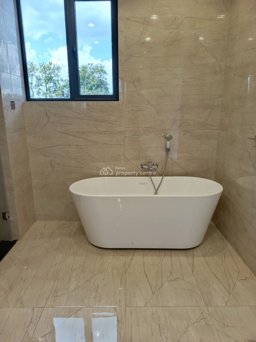 an Extraordinary Massive 5 Bedroom Townhouse All Ensuite Plus Dsq, Lavington, Nairobi, House for Rent