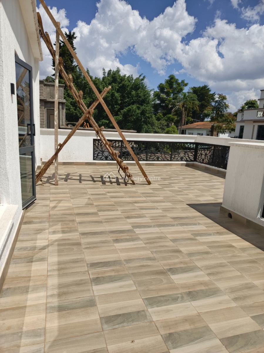 an Extraordinary Massive 5 Bedroom Townhouse All Ensuite Plus Dsq, Lavington, Nairobi, House for Rent
