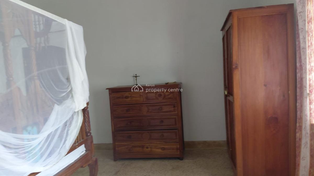 Malindi 3 Bedroom House Ensuite Sitting on 2 Acres, Garage, Undergroun, Watamu Kilfi, Watamu, Kilifi, Townhouse for Sale