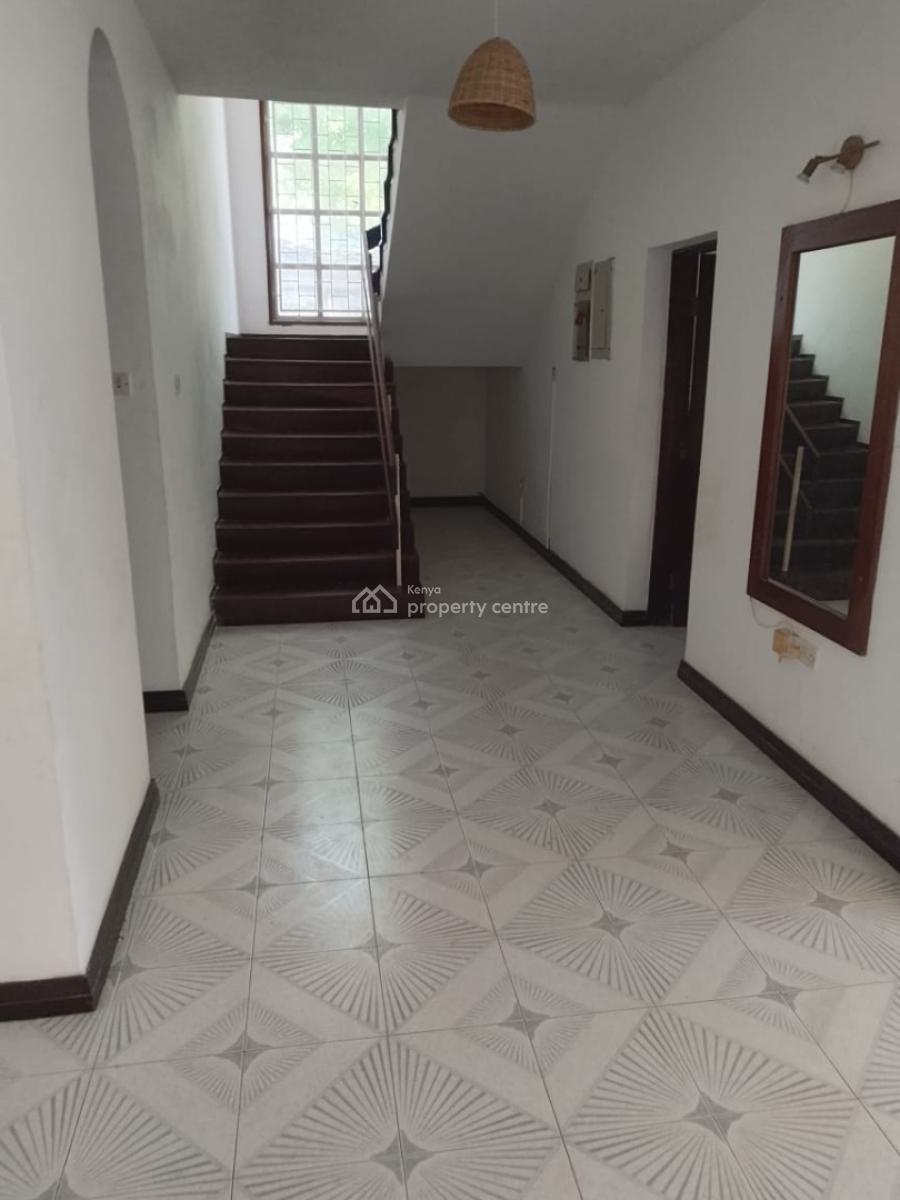 4 Bedroom House on a Half Acre a Long Links Road in Mombasa -, Nyali Mombasa Links Rd, Nyali, Mombasa, Townhouse for Sale