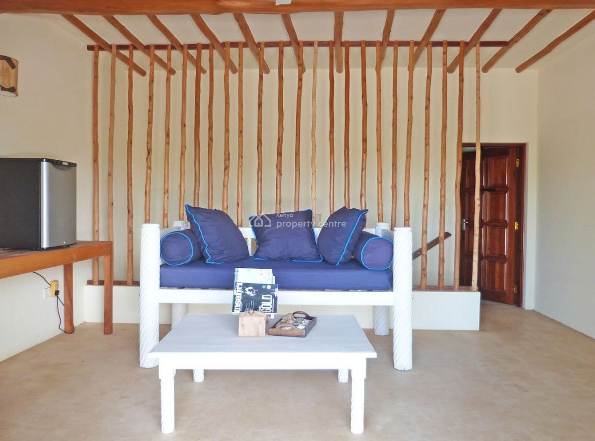 4 Bedroom House Sitting on O.8 Acres Located in Watamu Pawns Lake with, Watamu, Watamu, Kilifi, Townhouse for Sale