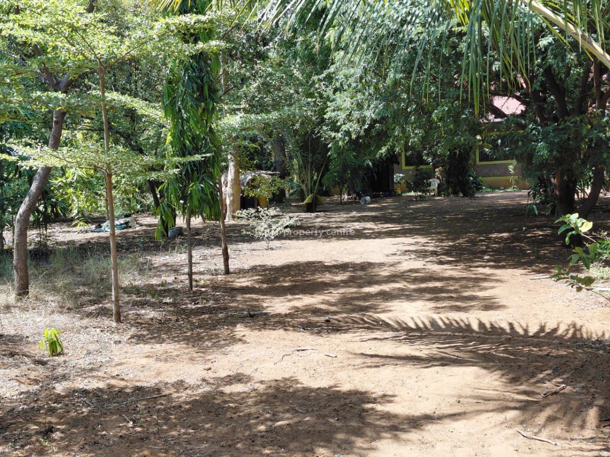 1 Acre in Watamu 6bedrooms Asking Price 18m Contact 0718920450, Watamu Kilifi, Watamu, Kilifi, Mixed-use Land for Sale