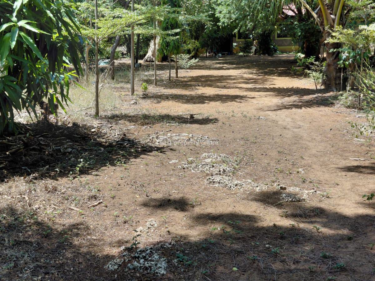 1 Acre in Watamu 6bedrooms Asking Price 18m Contact 0718920450, Watamu Kilifi, Watamu, Kilifi, Mixed-use Land for Sale