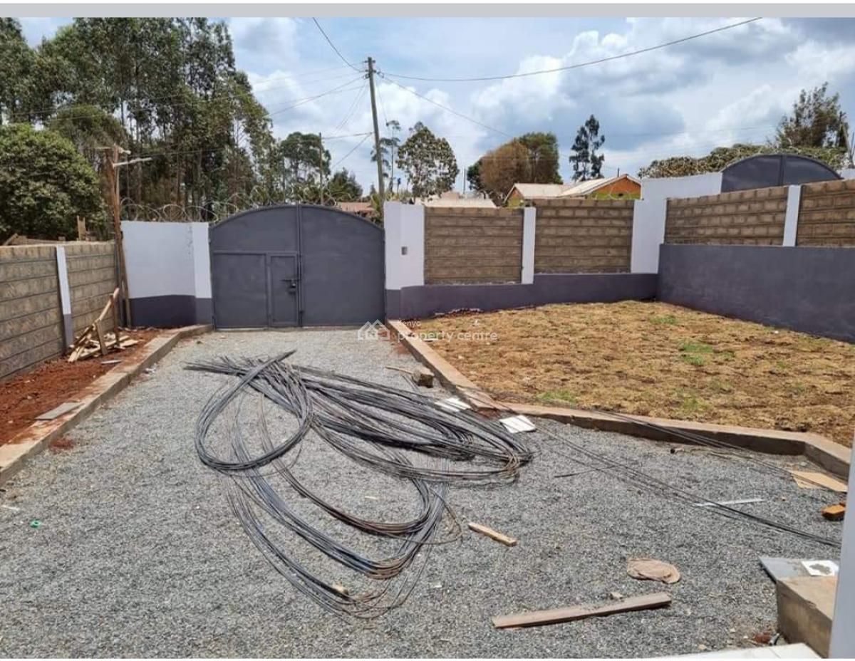 4 Bedroom Spacious Maisonette All Ensuite Sq in Gikambura Kikuyu., Gikambura ,400meters From The Tarmac Road, Kikuyu, Kiambu, House for Sale