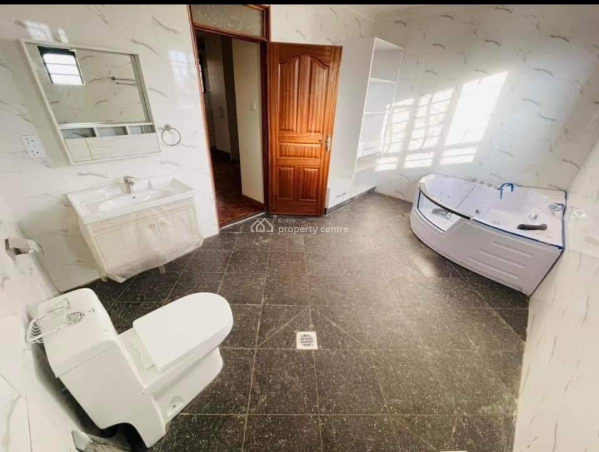 Beautiful 4 Bedroom Villas 2 Ensuite Plus Sq in Gikambura Kikuyu., 200 Meters From The Tarmac Road, Kikuyu, Kiambu, House for Sale