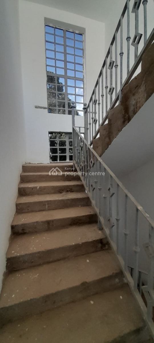 Modern 4bedroom All Ensuite House on Eighth in Gikambura., 400 Meters From The Tarmac Road., Kikuyu, Kiambu, House for Sale