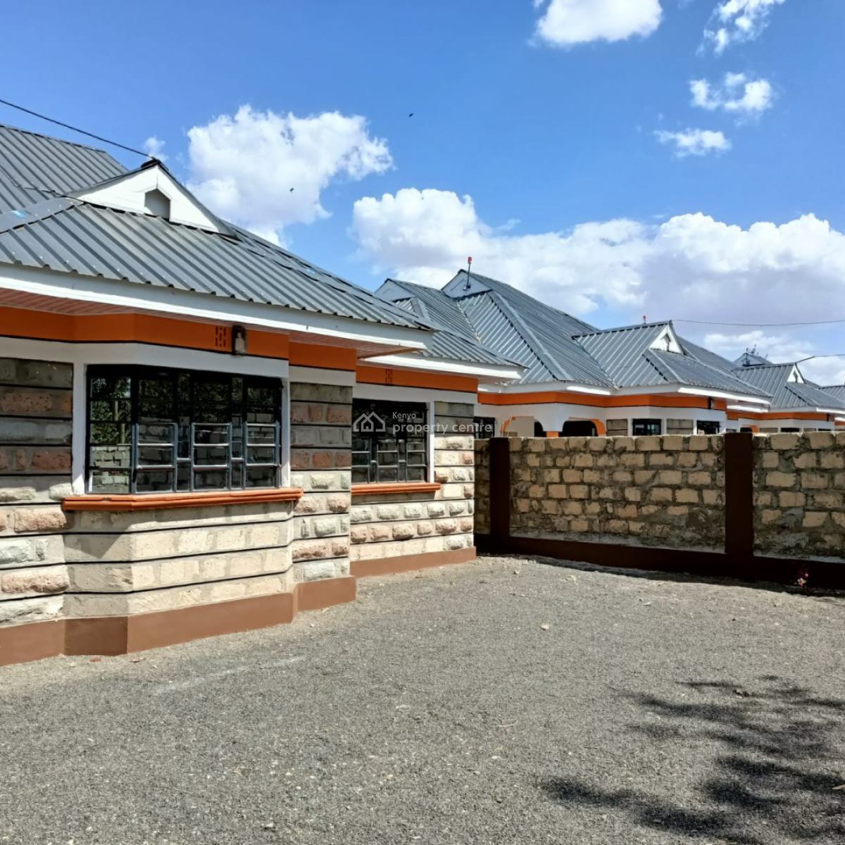 New 3 Bedroom All Ensuite Bungalow Perimeter/dsq on Eighth in Rongai, 500 Meters From The Tarmac Road, Ongata Rongai, Kajiado, House for Sale