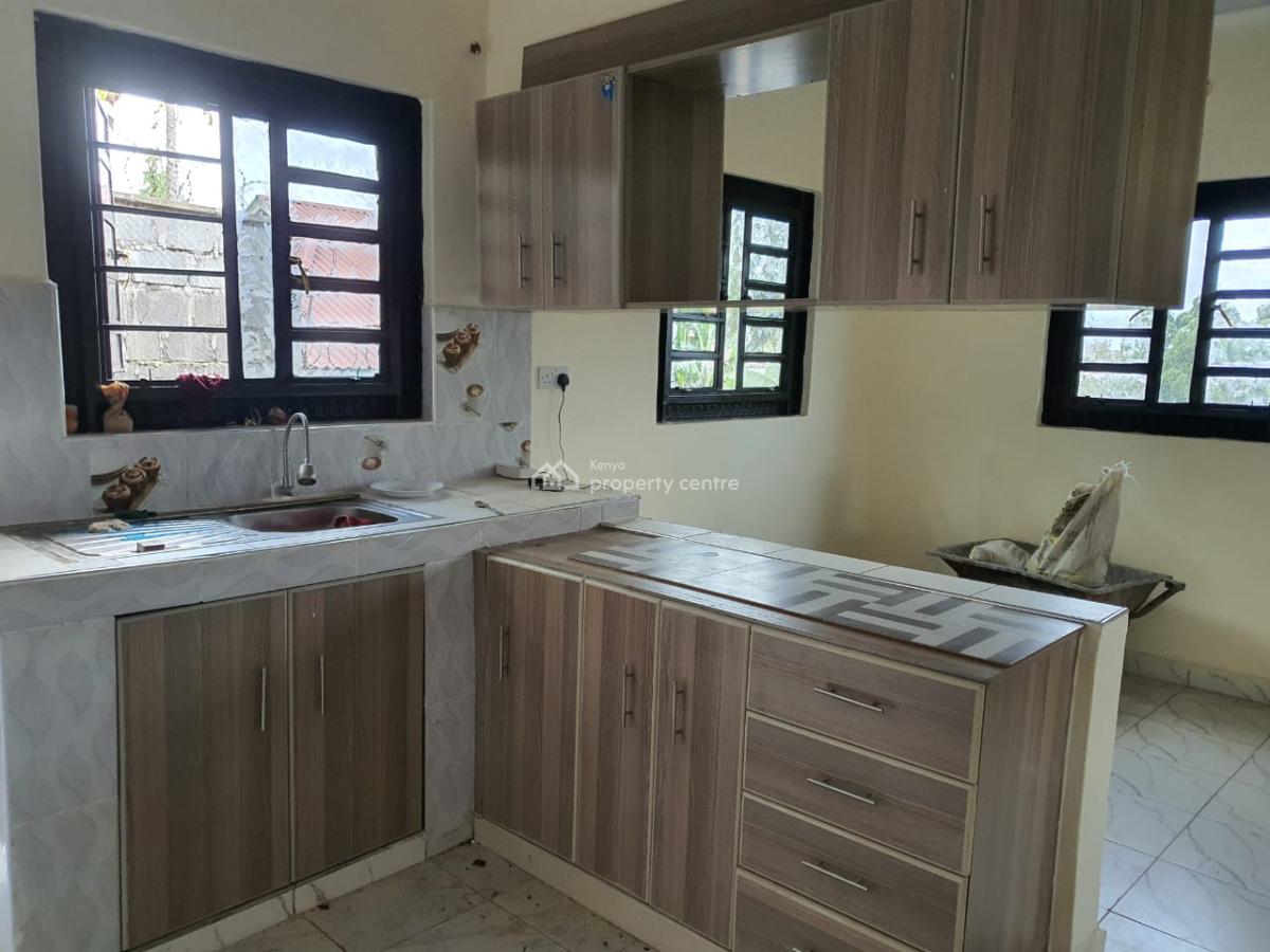 New 3 Bedroom Master Ensuite Bungalow on Quarter Acre in Rongai., 400 Meters From The Tarmac Road, Ongata Rongai, Kajiado, House for Sale