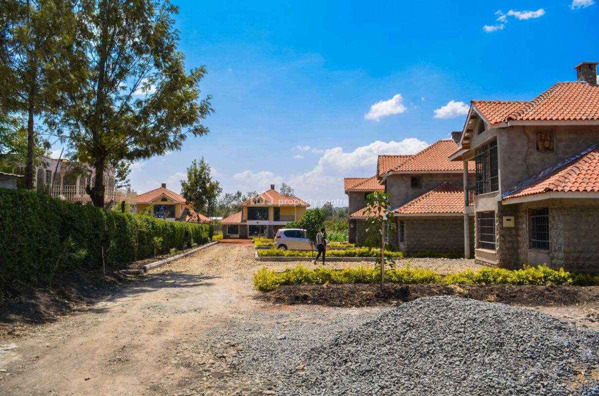 New 4bedroom Maisonette All Ensuite Plus Sq in Rimpa, Ongata Rongai., 400 Meters From The Tarmac Road, Ongata Rongai, Kajiado, House for Sale