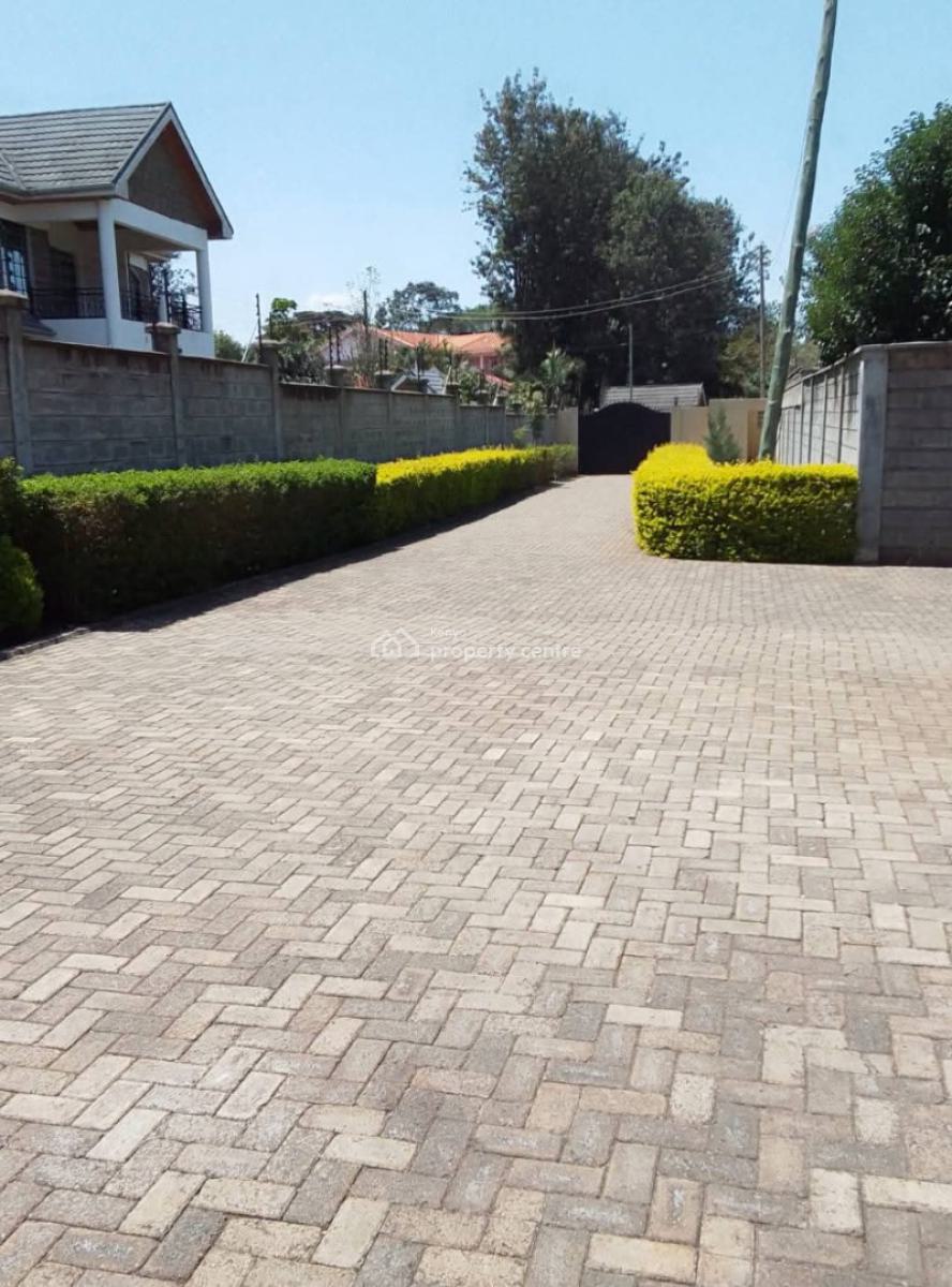 Beautiful 4 Bedroom House All Ensuite Plus Dsq on Half Acre in Karen., Karen, Nairobi, House for Sale