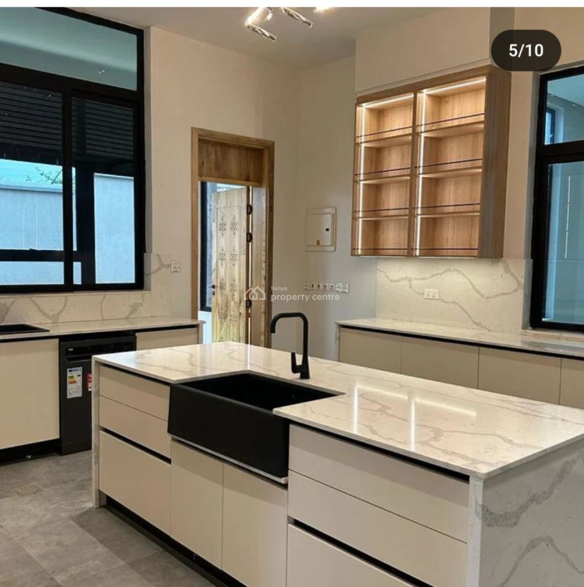 Exquisite 6 Bedroom Flatroof House with Pool Dsq on 0.7acres in Runda., Runda, Westlands, Nairobi, House for Sale