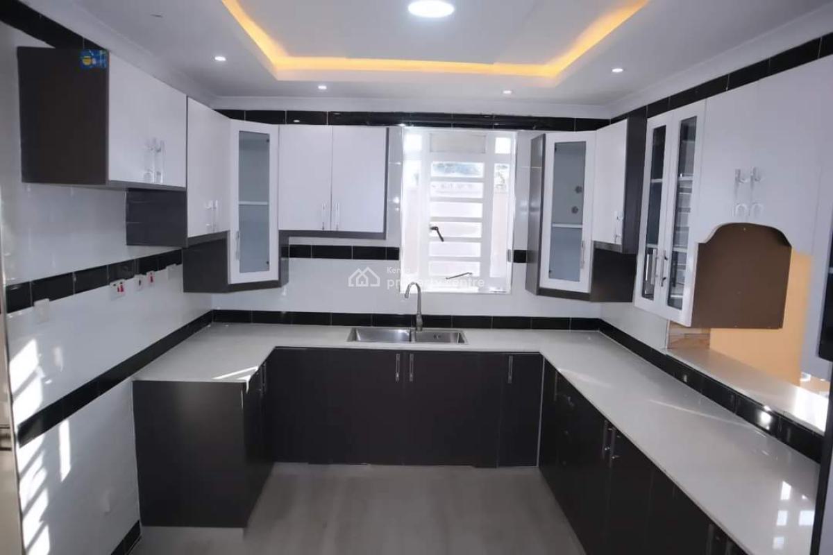 Amazing 4 Bedroom Maisonette All Ensuite on Eighth Plot in Ngong, 200 Meters From The Tarmac Road, Ngong, Kajiado, House for Sale