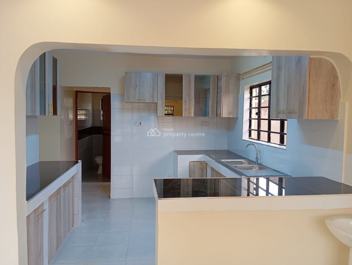 Beautiful 3 Bedroom Bungalow Ensuite on an Eighth in Ngong., a Few Meters From The Tarmac Road, Ngong, Kajiado, House for Sale
