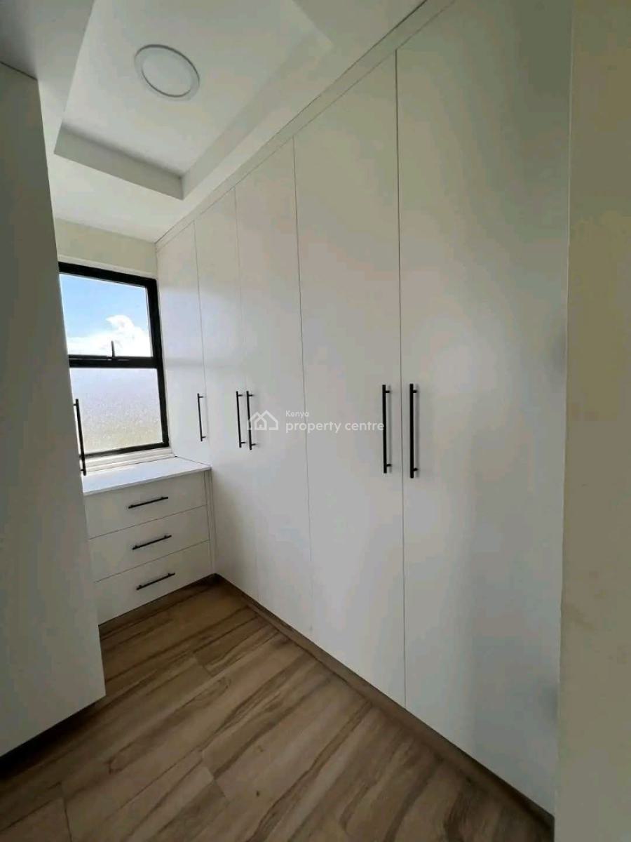 Newly Built Luxurious 5 Bedroom All En-suite Townhouse with Dsq, Kitengela, Kajiado, House for Sale