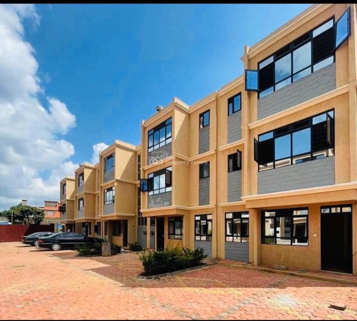 Beautiful 4 Bedroom Villas 2 Ensuite Plus Sq in Gikambura Kikuyu., 200 Meters From The Tarmac Road., Kikuyu, Kiambu, House for Sale