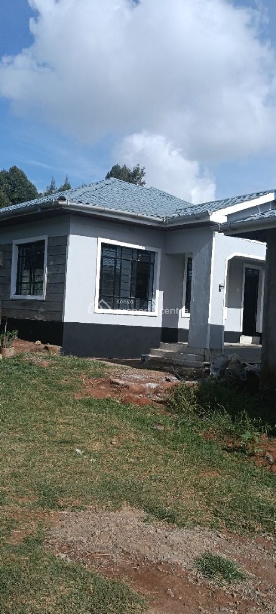 3bedroom All Ensuite Bungalow in Gated Community in Kikuyu., Gikambura 400meters From The Tarmac Road, Kikuyu, Kiambu, House for Sale