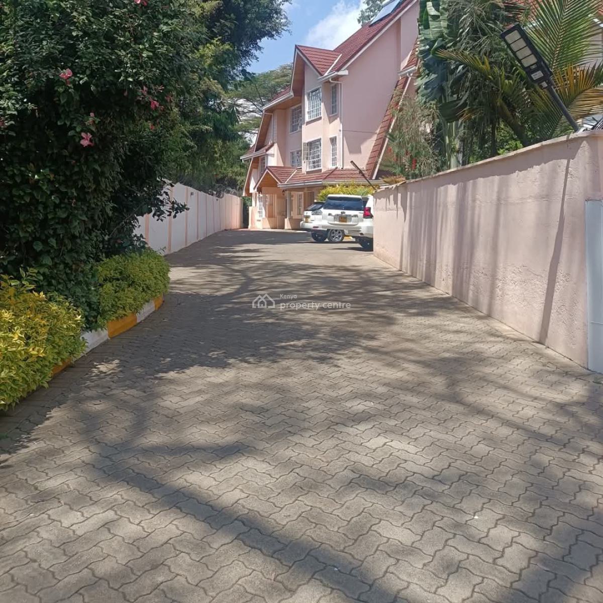 Elegant 5bedroom Townhouse All Ensuite Plus Dsq in Lavington., Lavington, Nairobi, House for Sale