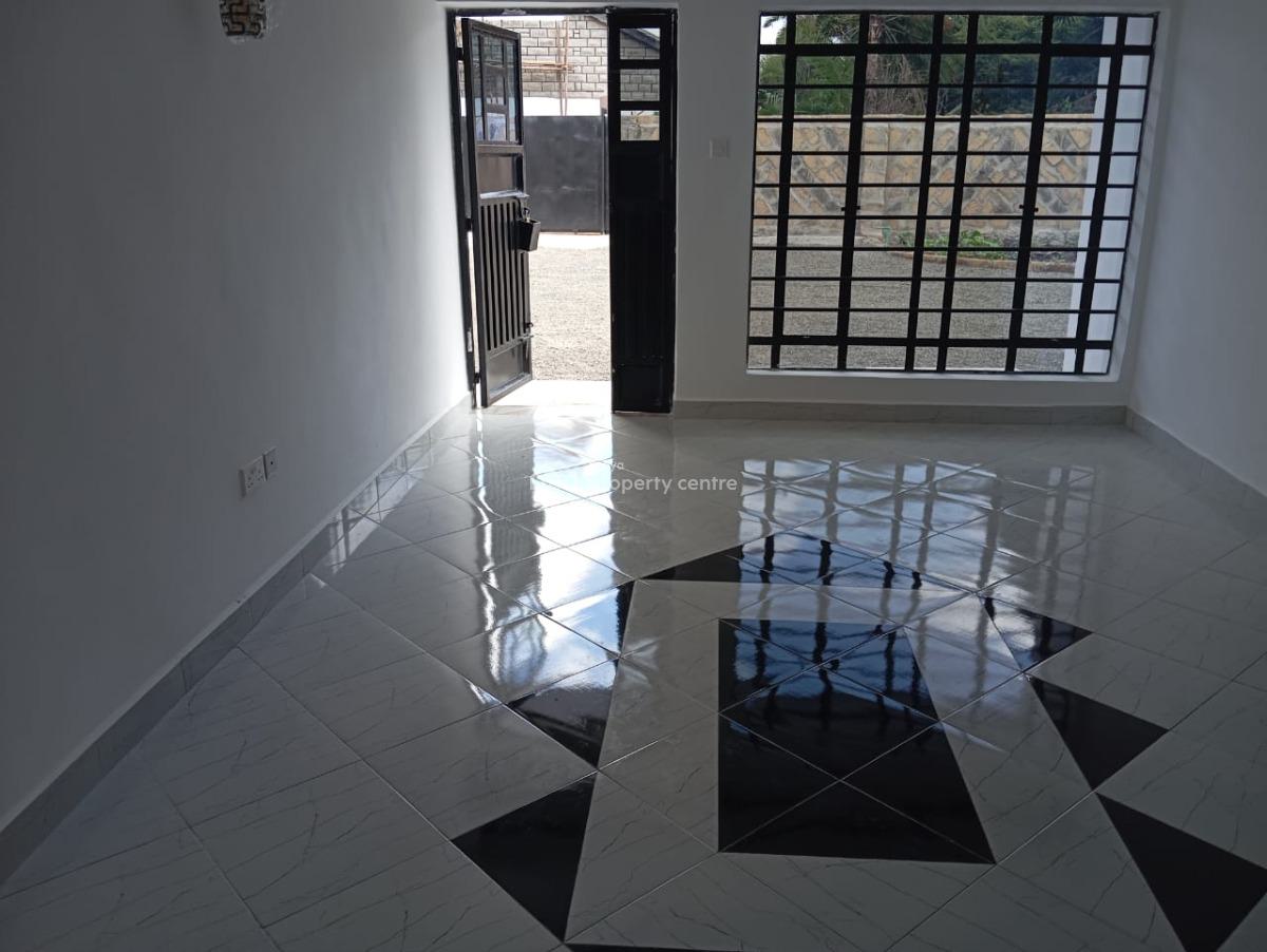 Amazing 4bedroom Home Master Ensuite on Eighth in Ongata Rongai, 400 Meters From The Tarmac Road, Ongata Rongai, Kajiado, House for Sale