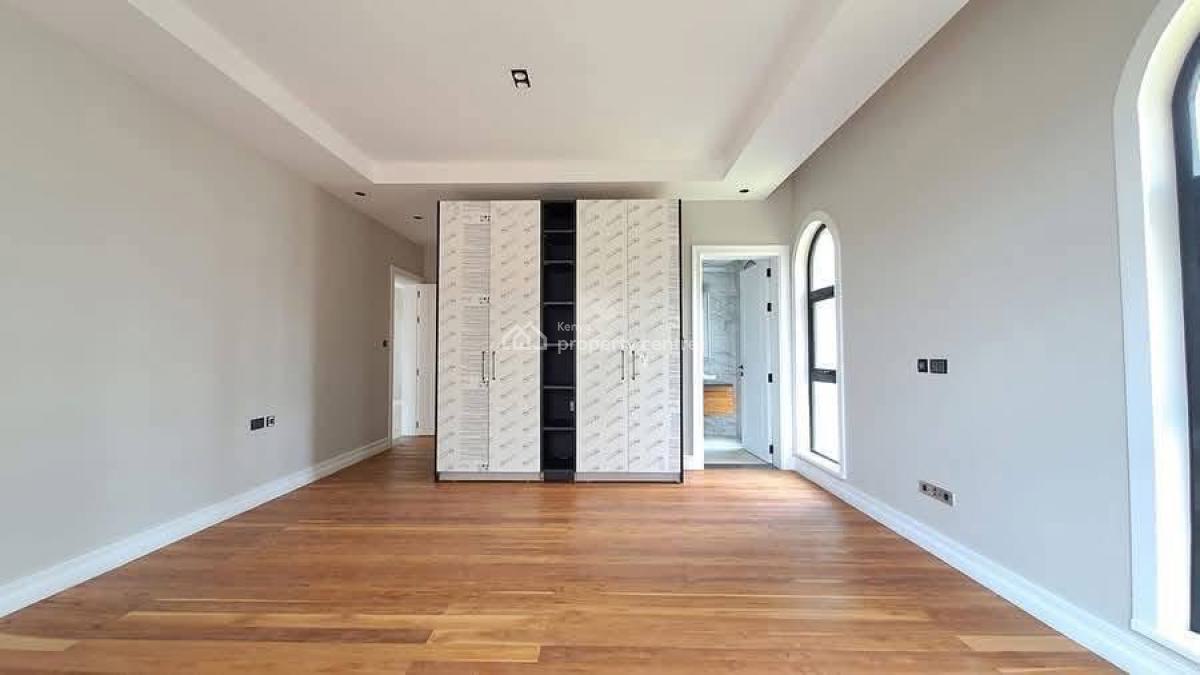 Luxurious 5 Bedrooms Townhouse, Loresho, Westlands, Nairobi, House for Rent