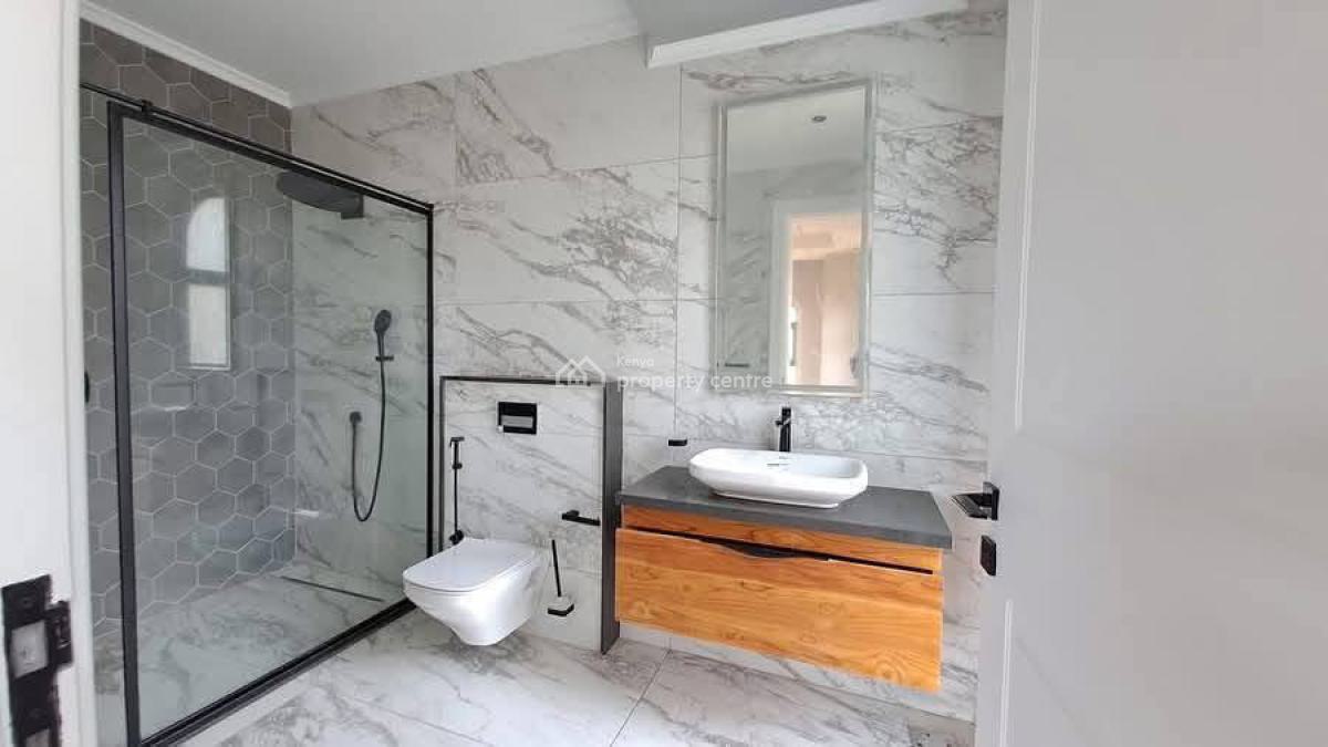 Luxurious 5 Bedrooms Townhouse, Loresho, Westlands, Nairobi, House for Rent