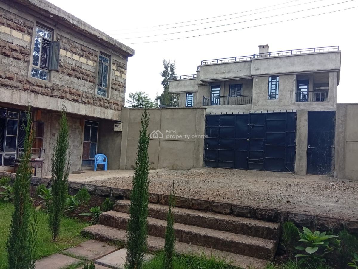 4 Bedroom All Ensuite on a 1/4 Plot (100x100) in Kasphat, Kiambu/kiamb, Kiambu Kasphaht, Karura, Nairobi, Townhouse for Sale